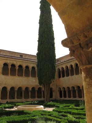 DIVAGACIONES DE UN FIN DE AÑO