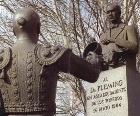 Monumento al Doctor Fleming en la Plaza de las Ventas