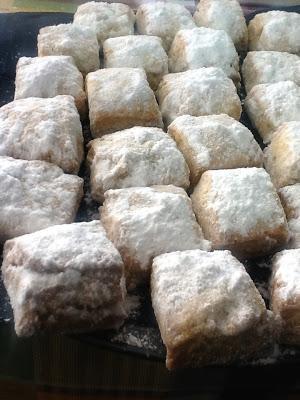 ROSCOS DE VINO Y HOJALDRINAS, RECETAS DE NAVIDAD?