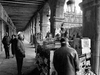 El EFECTO DOMINÓ Y LA ECONOMIA DE BARRIO