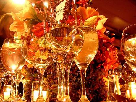 Reglas para tener una entrada perfecta al año 2013 Champagne Glasses