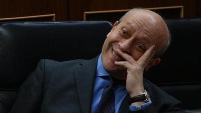 La falsificación de la realidad o la imposición de la mentira