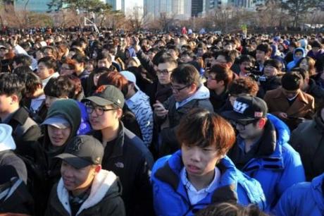 Fracaso total: asisten 3500 hombres y 0 mujeres a una cita a ciegas popular - NOTICIAS DIVERTIDAS