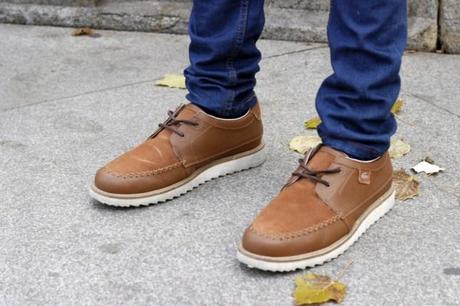 Mezclar y triunfar nachozapatos-moda-de-la-calle-1024x682