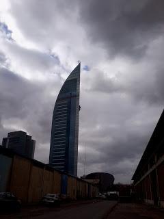 Containers para volver a su país, cada día vuelven más a América latina.