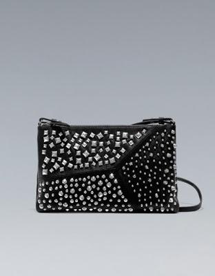 Bolsos con tachuelas