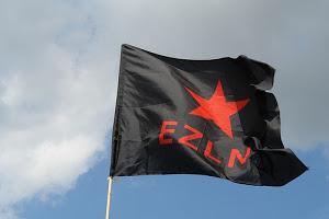 bandera del EZLN