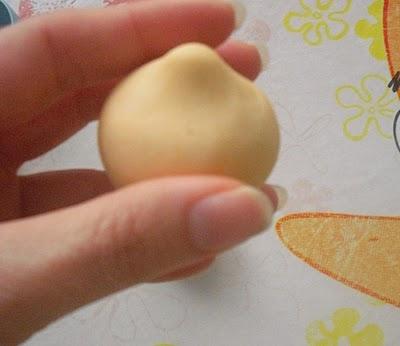 Paso a paso: modelar a Mickey Mouse con fondant