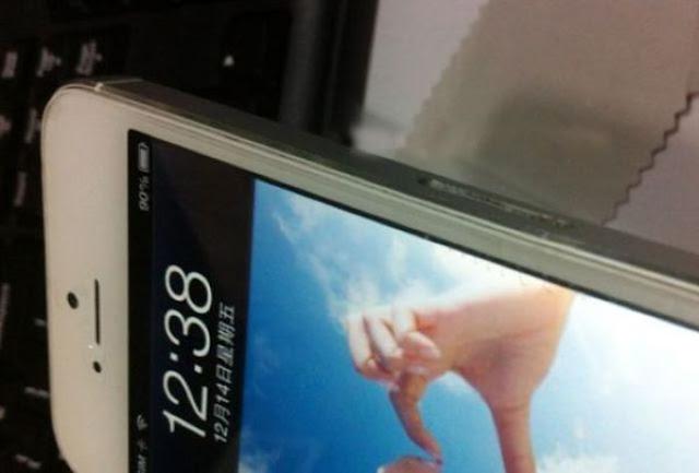 El iPhone 5 se dobla en el bolsillo trasero