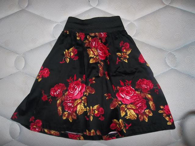 Red flowers in the night