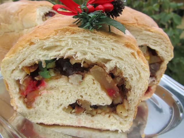 Roscón de Reyes de pan de leche relleno