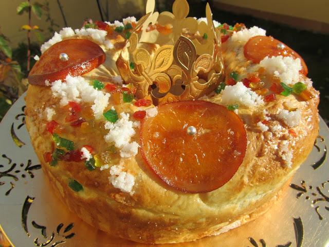 Roscón de Reyes de pan de leche relleno