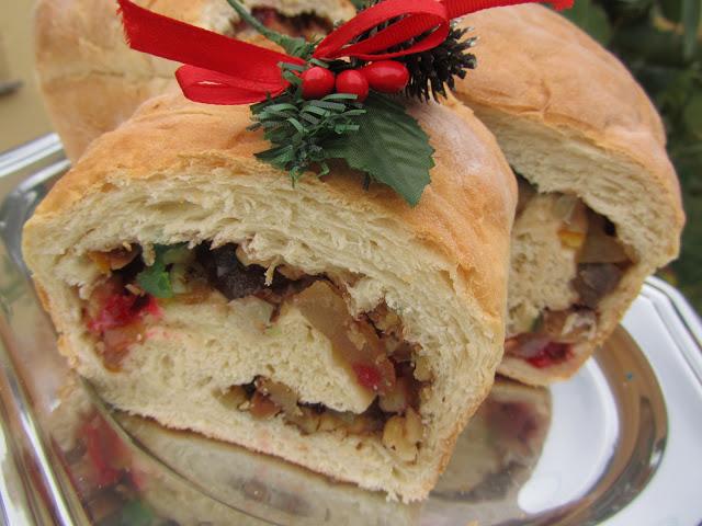 Roscón de Reyes de pan de leche relleno