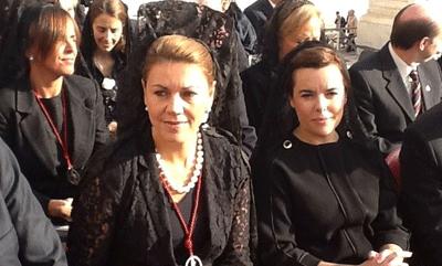 Cospedal+Santamaria+peineta