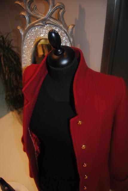 RED COAT