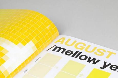 calendario pantone