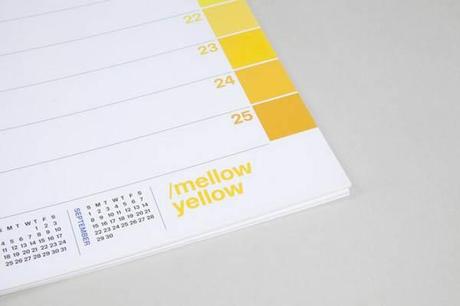 calendario pantone