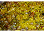 paella, plato domingos.