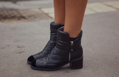 STREET STYLE:BOTAS + COLLAGE