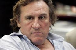 ¡La huida indignada de Depardieu!