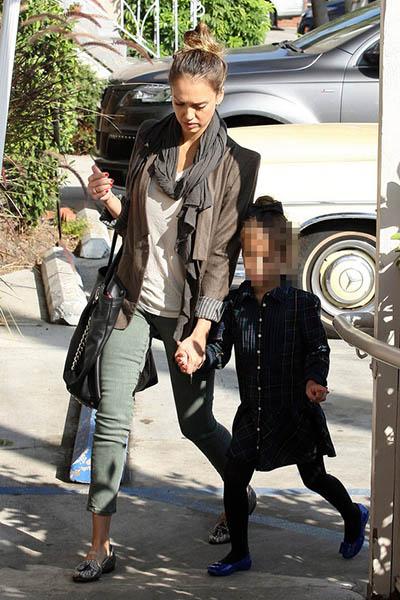 Celebrities casual look