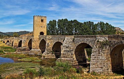 Puente medieval Frías