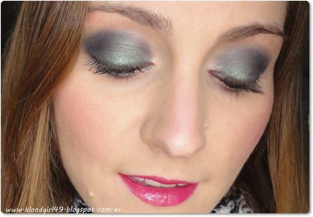 Look de maquillaje azul [meow cosmetics]