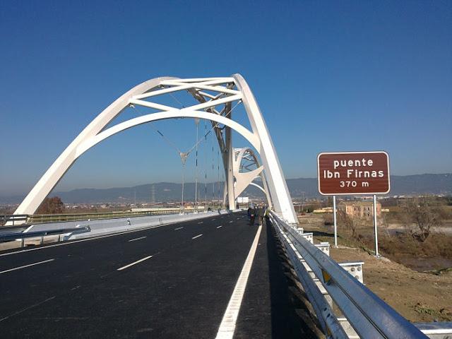 Puente Ibn Firnas