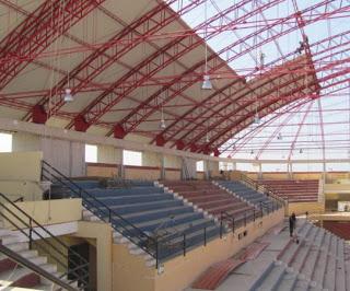 TECHADO DEL COLISEO “LOLO FERNANDEZ” EN SU ETAPA FINAL…