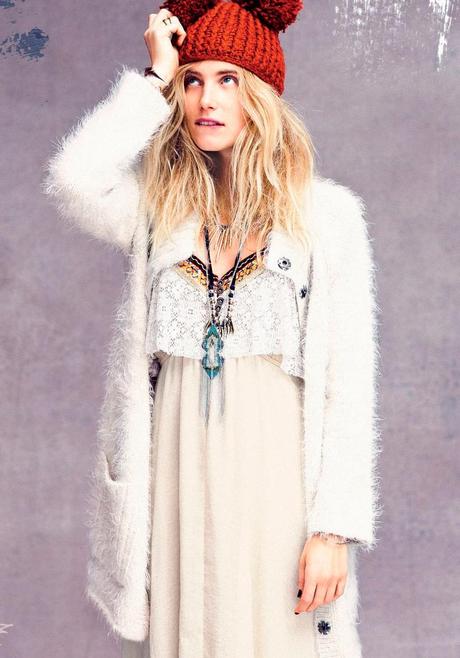 SHOPPING BAG: BEANIES