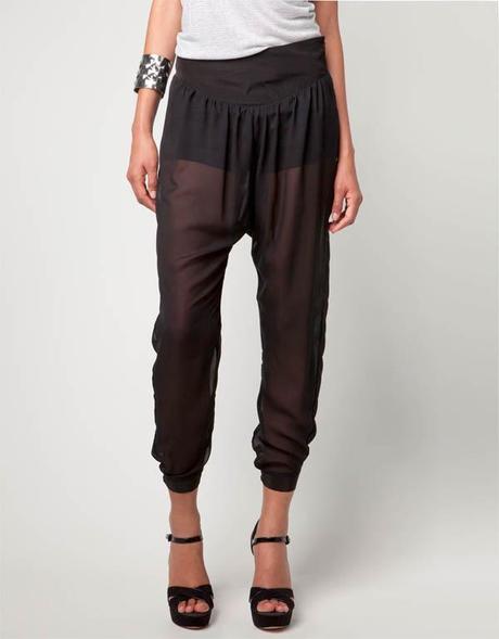 A la hoguera con el black&white; y más… quemalo_bershka_asos2