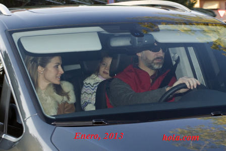 Dña. Letizia en el día de Reyes de 2012 y 2013. Encuentra las diferencias