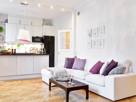 suelo de roble espigado suelo de madera sofa blanco ikea salón blanco decoración planta distribución abierta nevera negra cocina blanca muebles blancos decoración lamparas de diseño blanco iluminación del hogar estilo nórdico dormitorio decoración blanco distribuición diafana distribución diafana abierta salón cocina comedor diseño de interiores diseño de iluminación y lamparas decoración nórdica decoración moderna decoración en blanco decoración de interiores cocinas modernas cocinas de ikea cocinas blancas blog interiorismo blog interiores blog decoración adornos de colores accesorios complementos hogar 