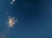Aficionado capta explosión cielo