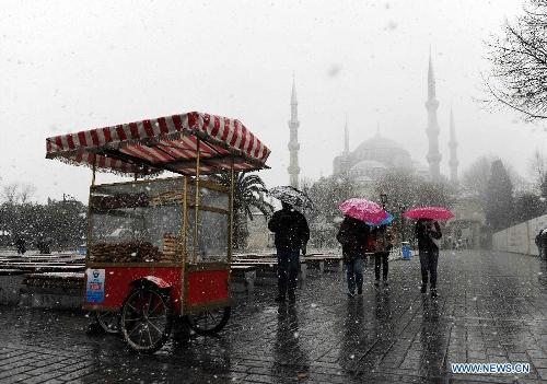 Fuertes nevadas en Estambul