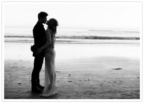 Una boda bohemia en la playa...romanticismo boho