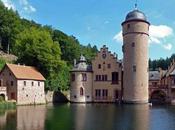 Castillo Mespelbrunn, sobre agua