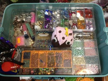 ORGANIZANDO MIS MANUALIDADES