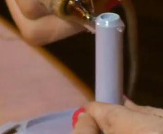 Hemos hecho un organizador de pendientes con un CD