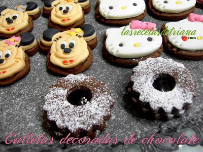 Galletas de chocolate decoradas