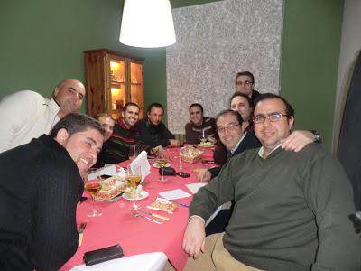 UNA BUENA REUNIÓN DE AMIGOS