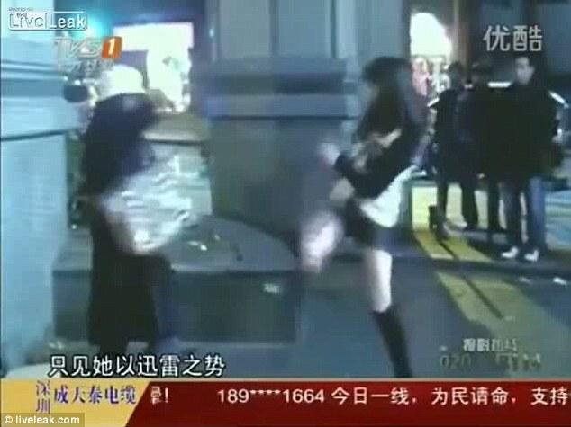 Defensa personal taekwondo