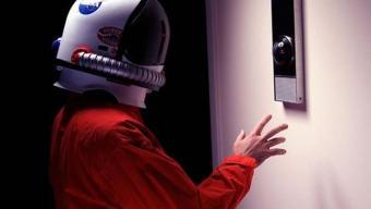 HAL 9000 :: réplica del mítico ordenador