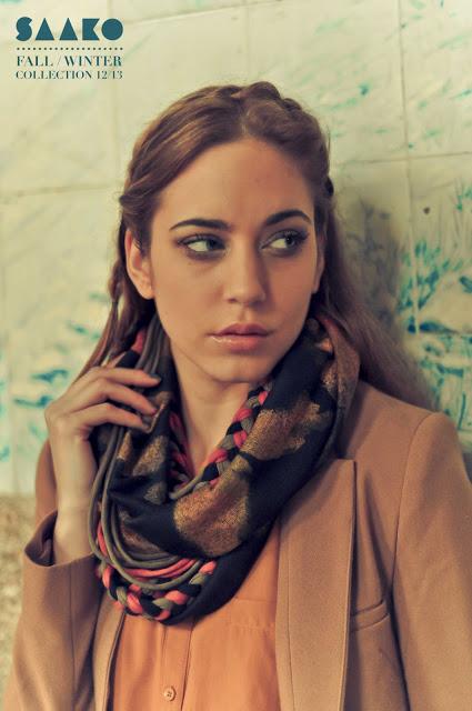 SAAKO _ COLLARES BUFANDA