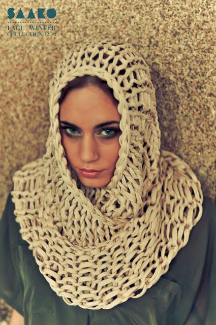 SAAKO _ COLLARES BUFANDA