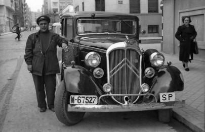 Taxista 1945_Urech_small
