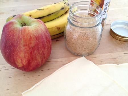 Buen finde Trenzas de hojaldre con plátano y manzana recetas sencillas hojaldre de compra fresco recetas rápidas y fáciles de postres recetas postres con restos recetas postres con frutas recetas fáciles con hojaldre recetas delikatissen recetas de tartas individuales recetas de pastas de hojaldre caseras recetas con plátano recetas con manzana Receta de trenzas de hojaldre con plátano y manzana postres fáciles recetas postres delikatissen postres con frutas manzana y platano gastro blog fotos de postres fotos bonitas de postres blog de recetas de postres