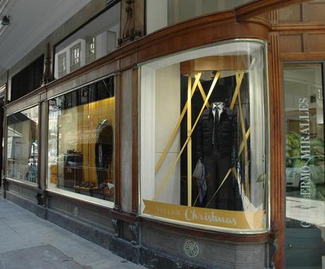 Yellow Christmas by TRÊS