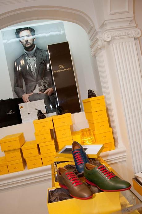 Yellow Christmas by TRÊS