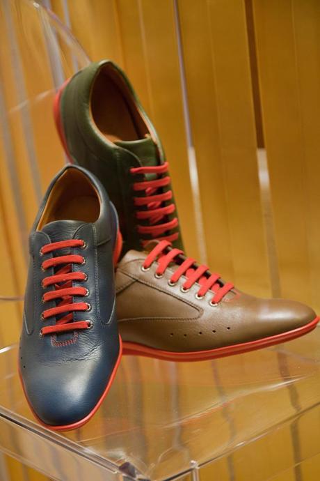 Yellow Christmas by TRÊS